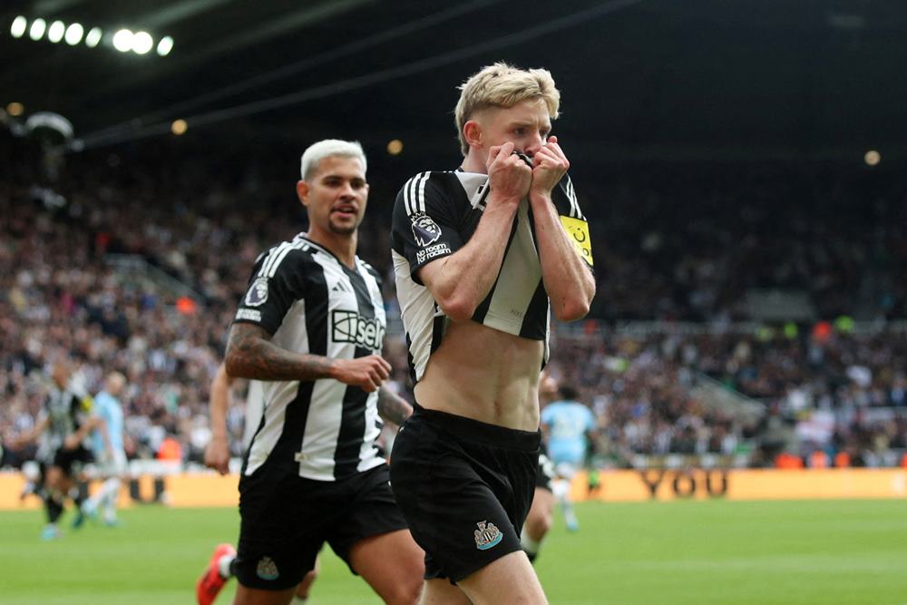 Gordon Ingatkan Newcastle Tak Jumawa Setelah Lolos ke Final Piala Liga Inggris