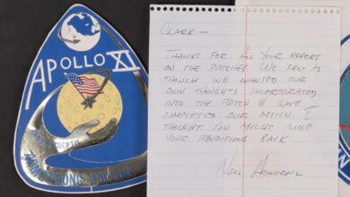 Lelang Unik: Balasan Neil Armstrong untuk Ide Patch Apollo 11