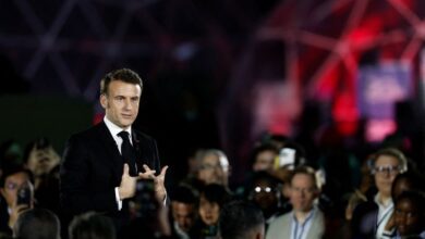 Macron Dukung AI Berbasis Listrik untuk Masa Depan Prancis