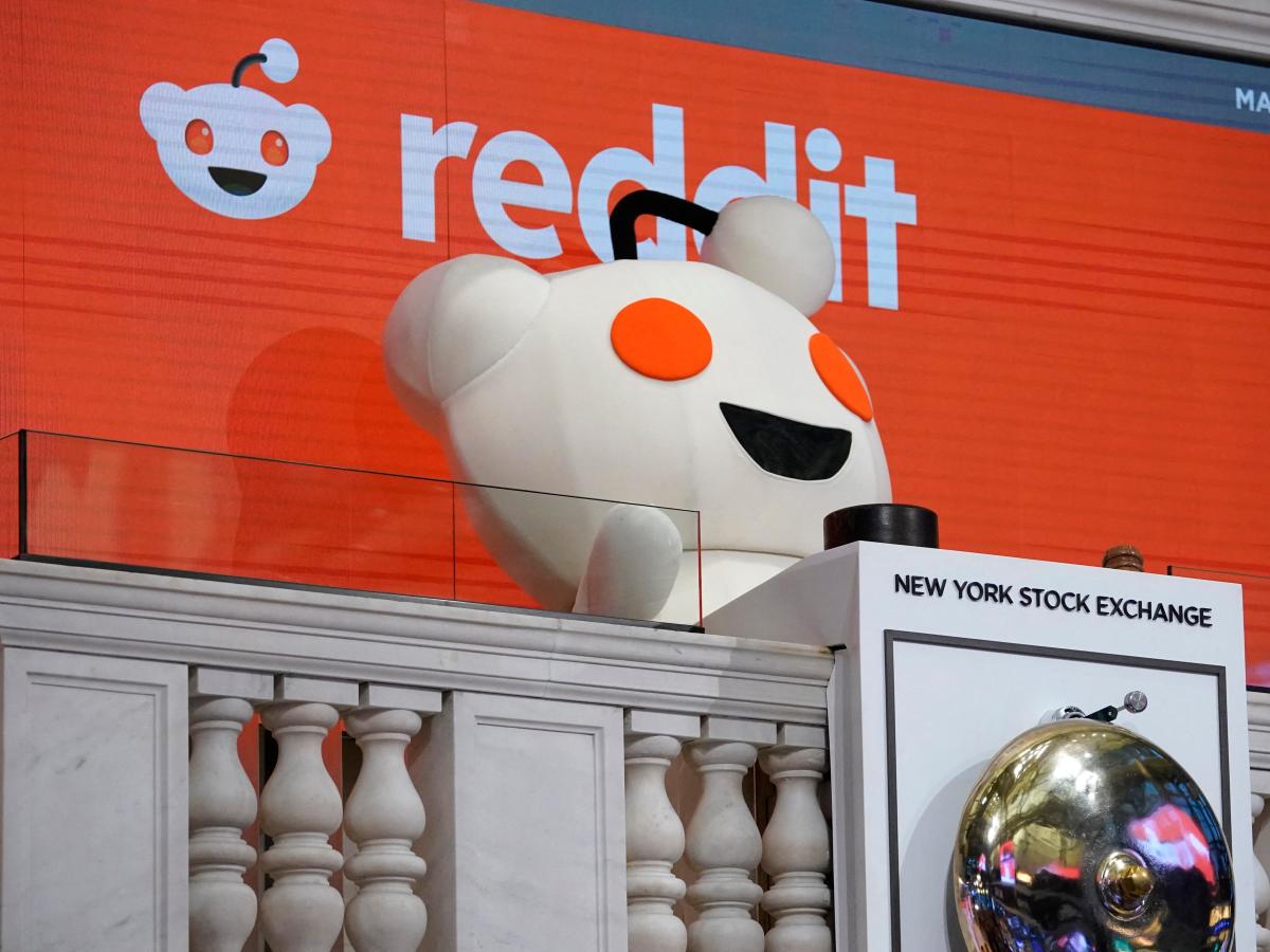 Reddit Alami Penurunan Saham 15% Usai CEO Ungkap Dampak Google