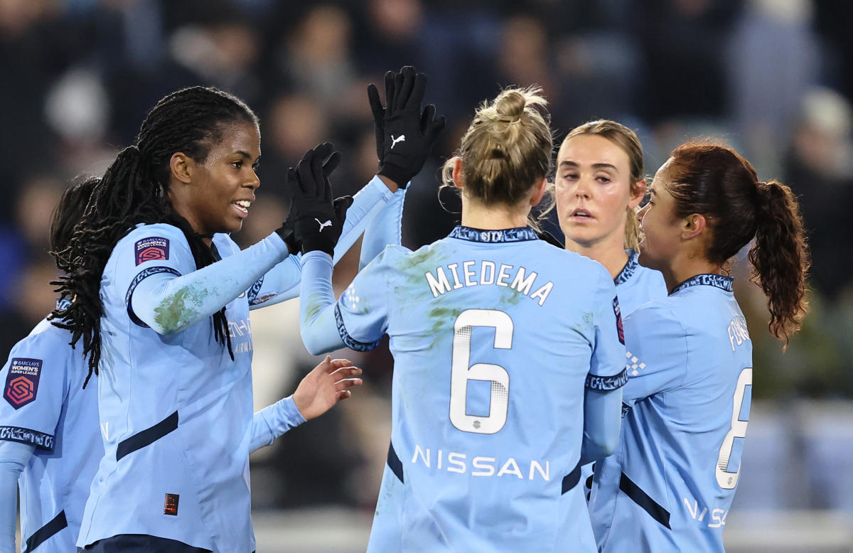 WSL: Man City Hancurkan Liverpool, Arsenal Hancurkan Spurs!