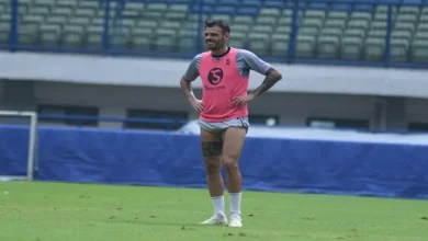 Del Pino Yakin Persib Sikat 3 Poin Saat Hadapi Persik Kediri!