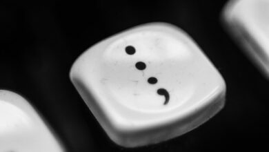 Semicolon: Apa Hubungannya dengan Self Healing yang Perlu Anda Tahu?