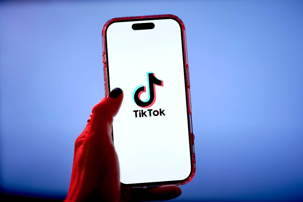 TikTok Siap Investasi Rp145 Triliun untuk Pusat Data di Thailand!